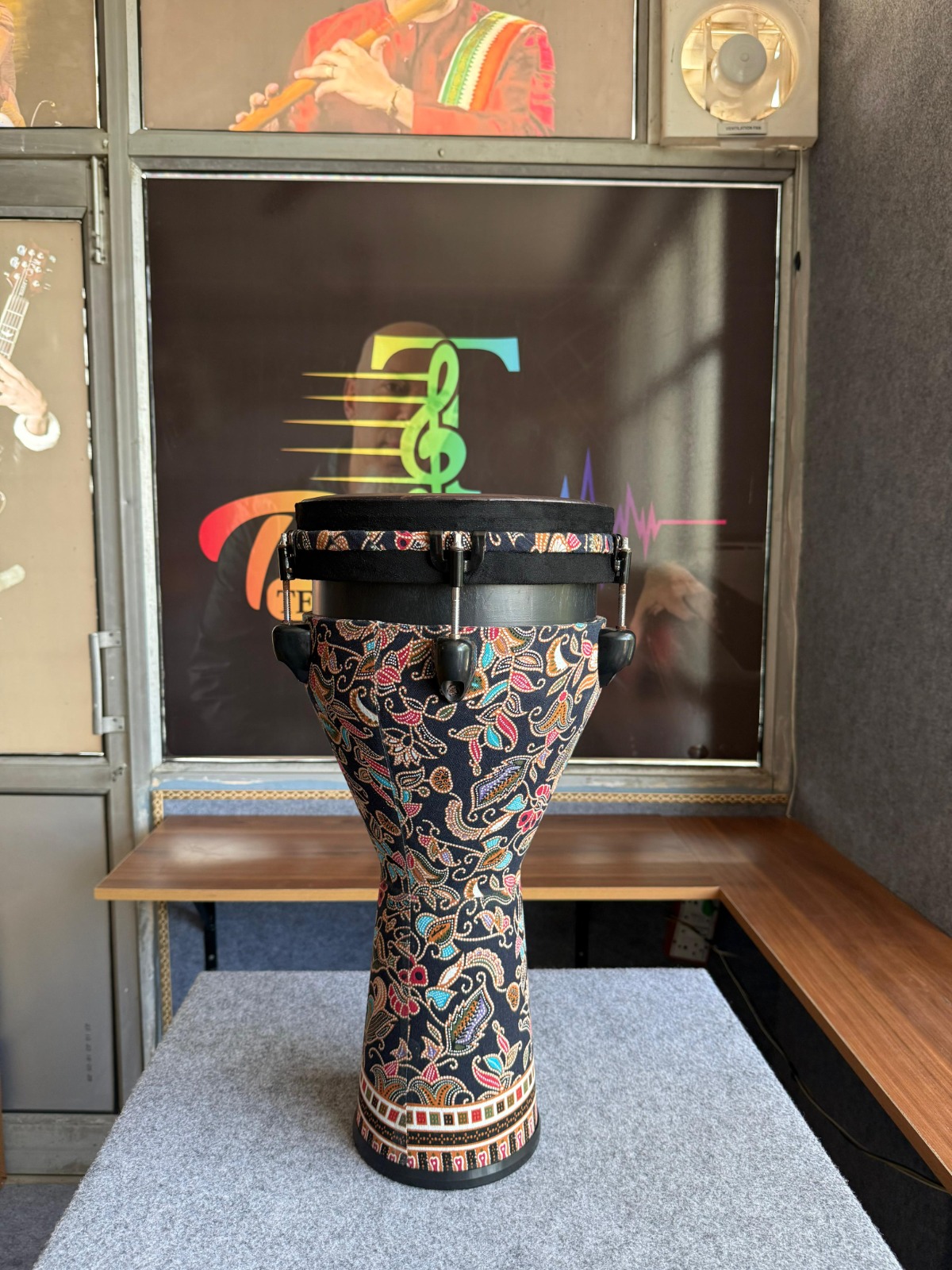 10 Inch Djembe (Different style)