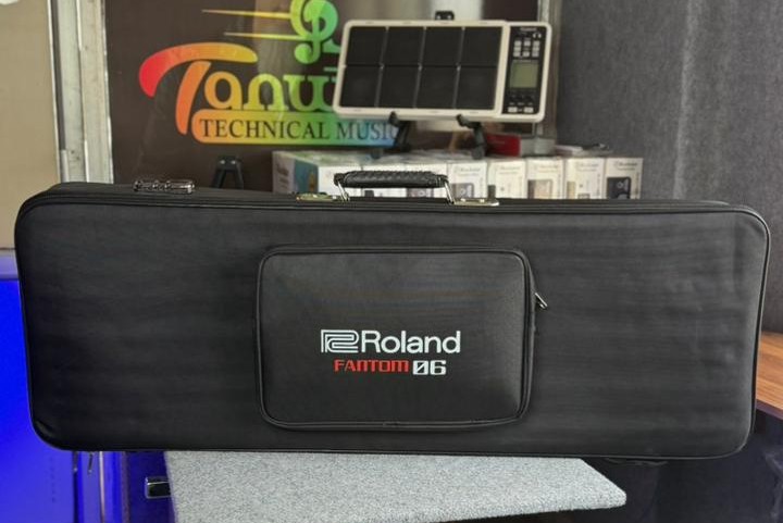 Roland FANTOM-06 Gig Bag / Protective Carry Case