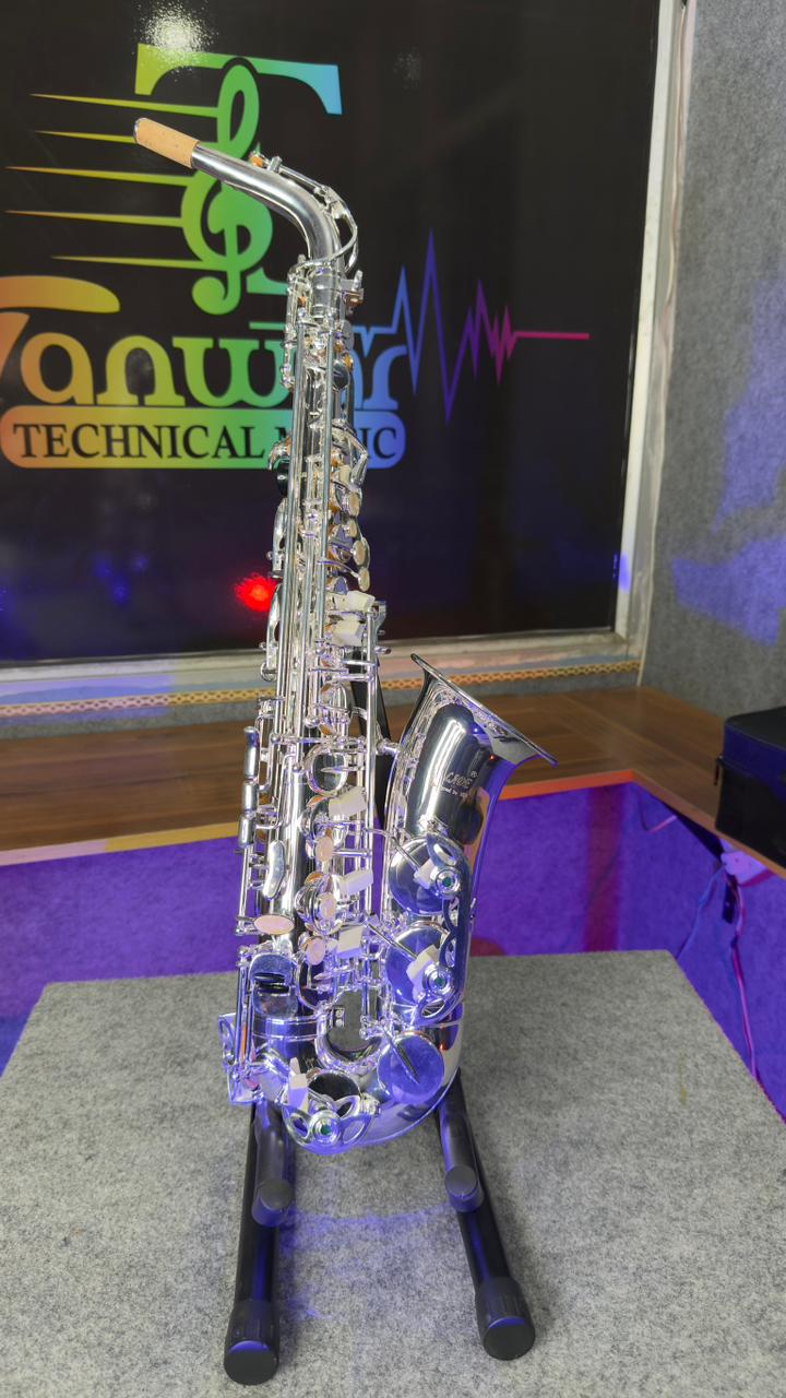 Alto Saxophone – Silver Finish